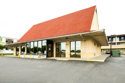 Hotel St. Louis Lambert Airport