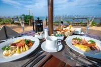 Earl's Reef Hotels in Moragalla
