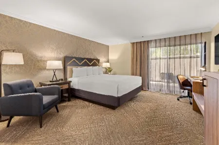 Best Western Plus Inn at the Vines