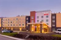Fairfield Inn & Suites Pittsburgh Airport/Robinson Township Hotel in zona Robert Morris University Island Sports Center