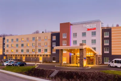 Fairfield Inn & Suites Pittsburgh Airport/Robinson Township Hotels in Allegheny County