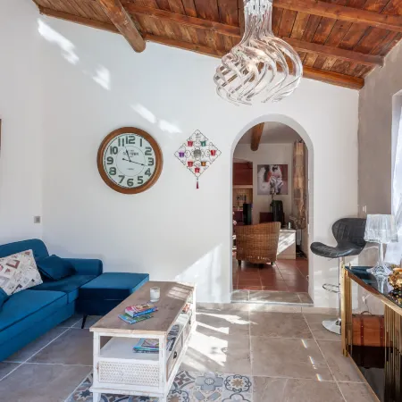 Mas de l'Oulivier Hotels in Roussillon