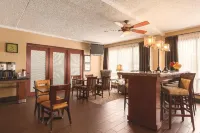 Hampton Inn des Moines-Airport - Airport Shuttle