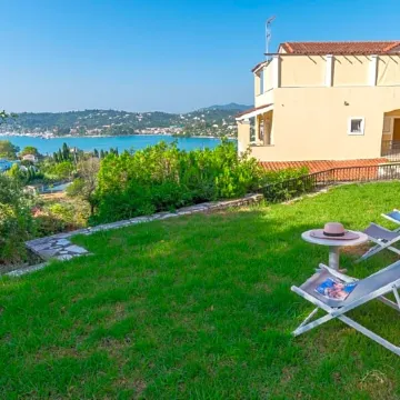 Elite Corfu - Adults Friendly