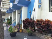 Holiday Surf Hotel (with Full Kitchen) - 2 Sao