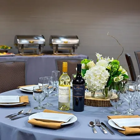 Oxford Suites Bellingham
