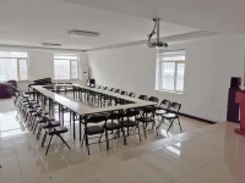 HanTing Hotel (Fushun Railway Station)