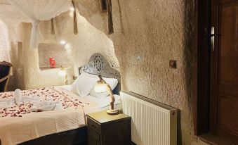 Ela Cave House - Housity