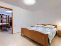 Vesela
