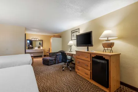 Best Western Turquoise Inn  Suites