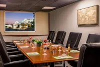 DoubleTree by Hilton Atlanta Windy Hill Ballpark - 4-Star