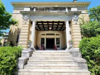 Historic Cotton Mansion Duluth Boutique Hotel