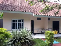 Hotel Agrowisata Hotel a East Wara