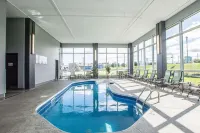 Quality Inn & Suites - 2-Star