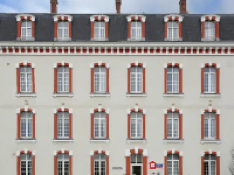 ヴァカンセオール - レ ドゥミール シャンペノワ コンフォート エペルネーのホテル