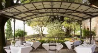 Castello Vicchiomaggio Hotels in Greve