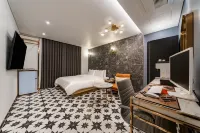 Brown Dot Asan Hotels in Asan