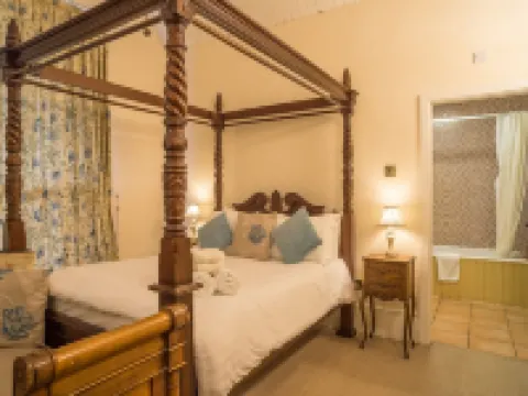 The Peak Hotel โรงแรมในCastleton