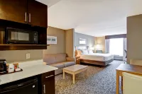 Holiday Inn Express & Suites Oshawa Downtown - Toronto Area Hotel a Durham Regional Municipality