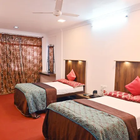 Hotel Sai Lodge