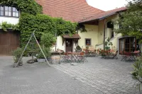Winzerstube Familie Schilling Hotel a Seinsheim