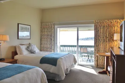 Lopez Islander Resort Hotels in Lopez