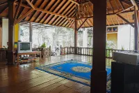 Wisma Yasmin Syariah Hotels in Garut Kota