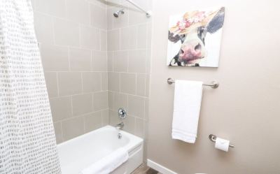 Other ? Mins from Bsu Stadium ? Entertainer`s Dream! Photo