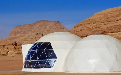 Wadi Rum UFO Luxotel - Campsite Hotels near Sun City Camp