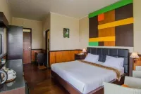 Rollaas Hotel and Resort