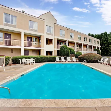 Days Inn by Wyndham Atlanta/Southlake/Morrow