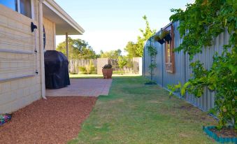 Byford House in the Glades