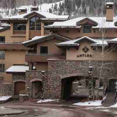 Antlers at Vail Resort Hotel Exterior