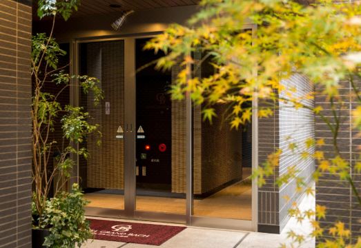 5. 호텔 그랜드 바..