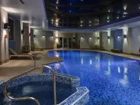 Windmill Village Hotel, Golf Club & Spa Coventry, BW Signature Collection - Pools