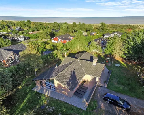 "Ehlin" - 150m from the Sea Hotels in Saeby