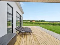 "Constantin" - 500m from the Sea Hotels in Sjolund