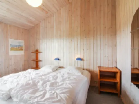 "Fanni" - 460m from the Sea