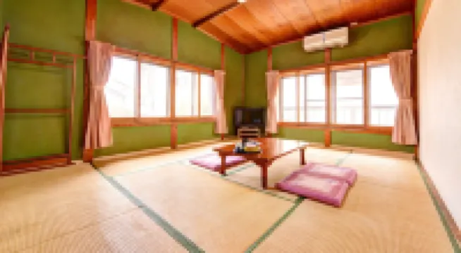 Amimoto Ryokan Nakahei Hotels in 