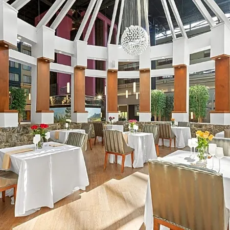 The Armon Stamford Hotel & Conference