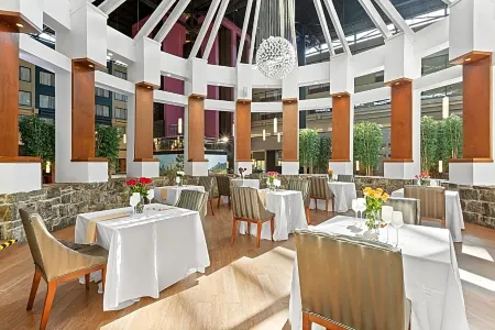 The Armon Stamford Hotel & Conference