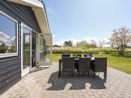 "Ingward" - 300m to the Fjord