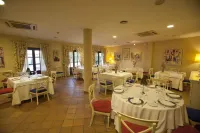 Palacio las Manillas - parking
