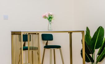 Chizhe Putao Changzhe Ge Apartment (Wangsha Road)