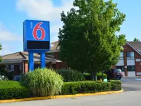 Motel 6 Newport, RI Hotels in Newport