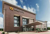 La Quinta Inn & Suites by Wyndham College Station South Hotel a College Station