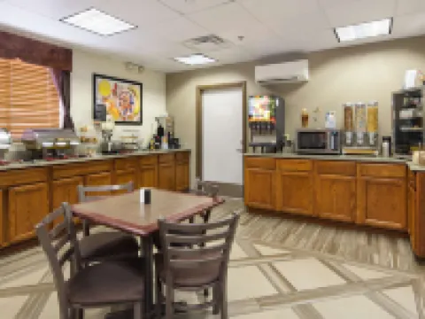 Best Western River City Hotel Hotels in Decatur