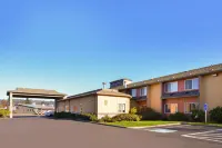 Travelodge Suites by Wyndham Newberg Hôtels à : Dundee