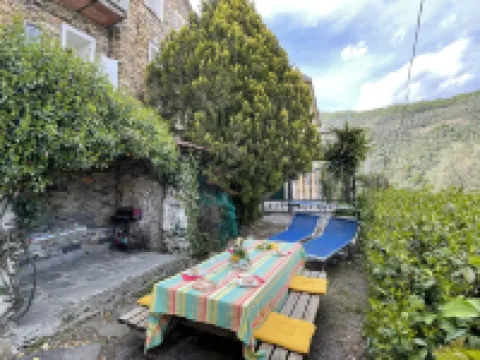 Asplanato (Dol162) Hotels in Dolcedo