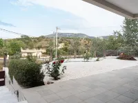 Allagiannis Group Apartments Hôtels à : Markopoulo Mesogeas